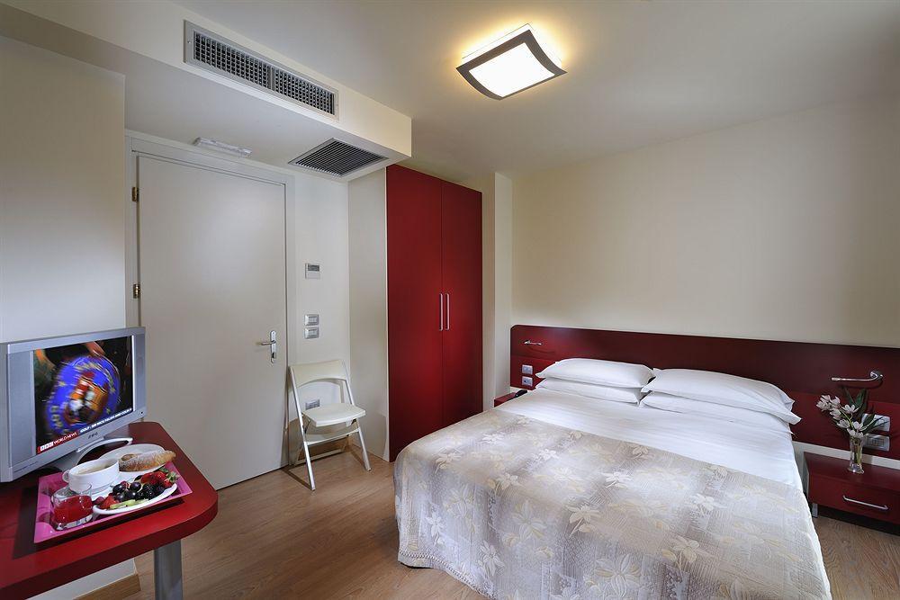 Hotel Pasha Lignano Sabbiadoro Extérieur photo