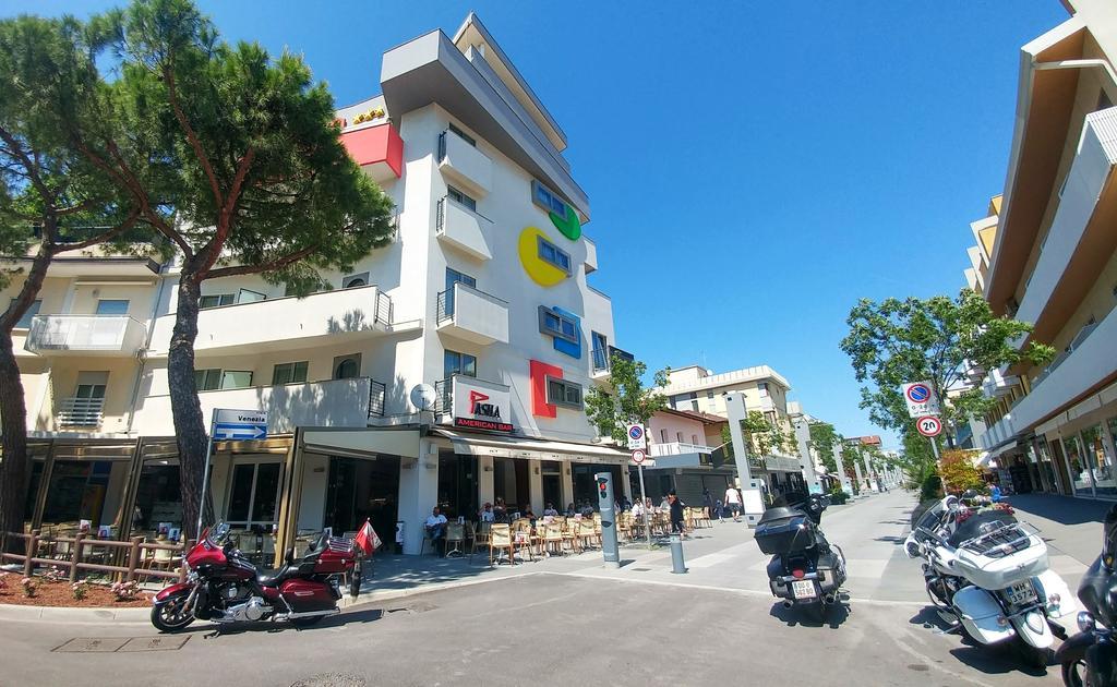 Hotel Pasha Lignano Sabbiadoro Extérieur photo