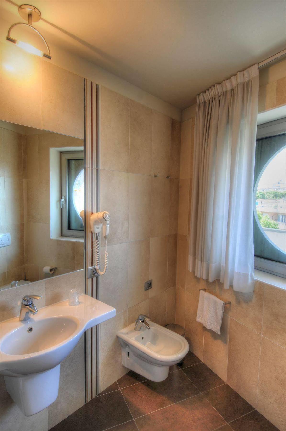 Hotel Pasha Lignano Sabbiadoro Extérieur photo