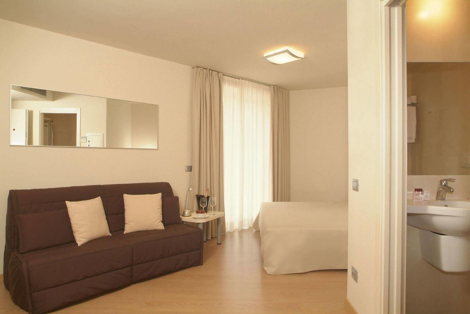 Hotel Pasha Lignano Sabbiadoro Extérieur photo